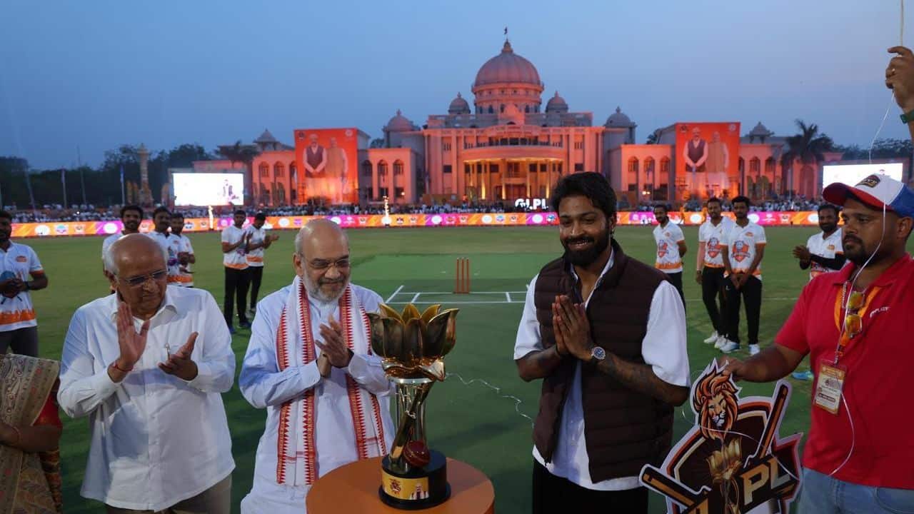 Hardik Pandya Joins Amit Shah at Inaugural Event of Gandhinagar Lok Sabha Premier League